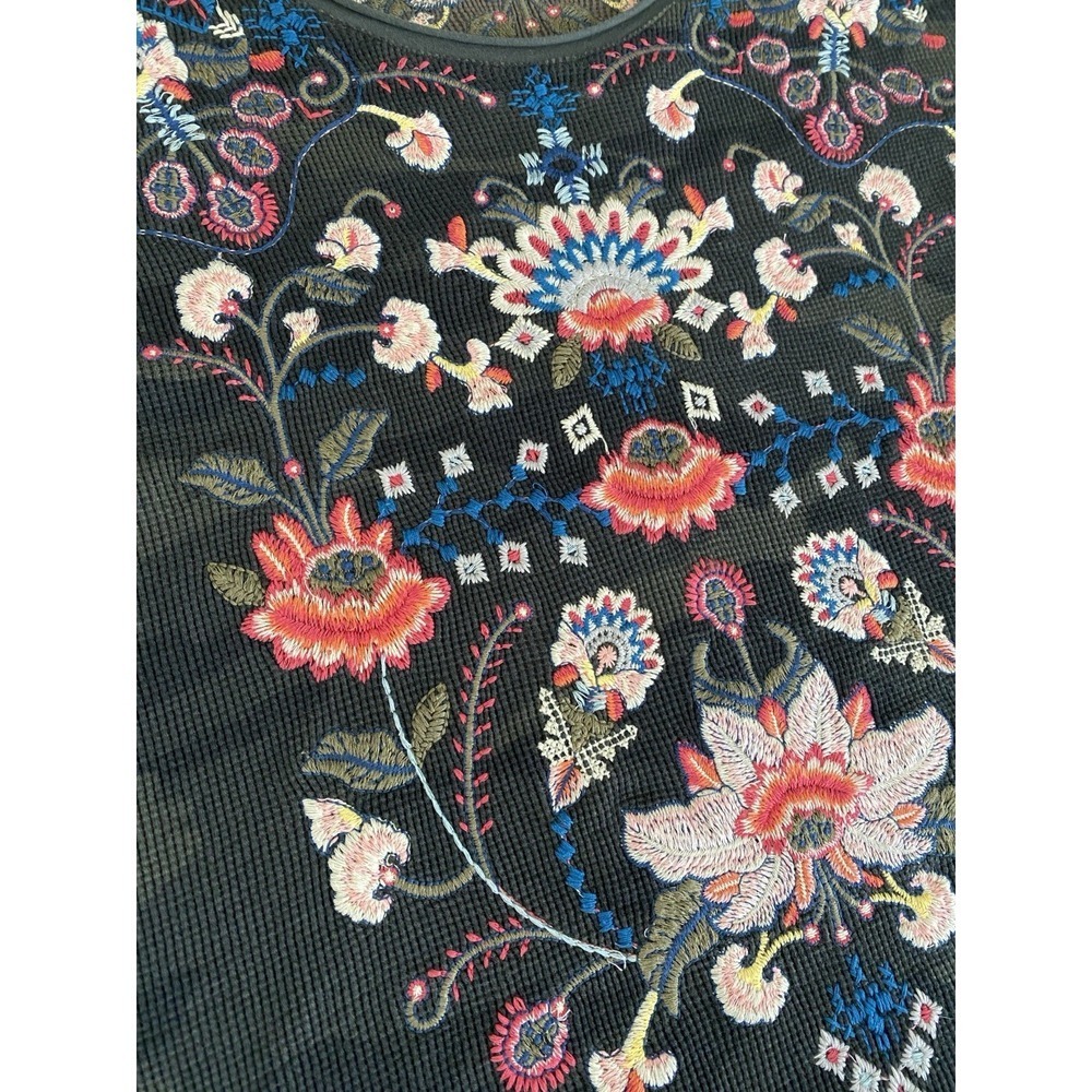Johnny Was Floral Embroidered Camo Waffle Thermal Top Boho Cottagecore XL - Picture 4 of 15